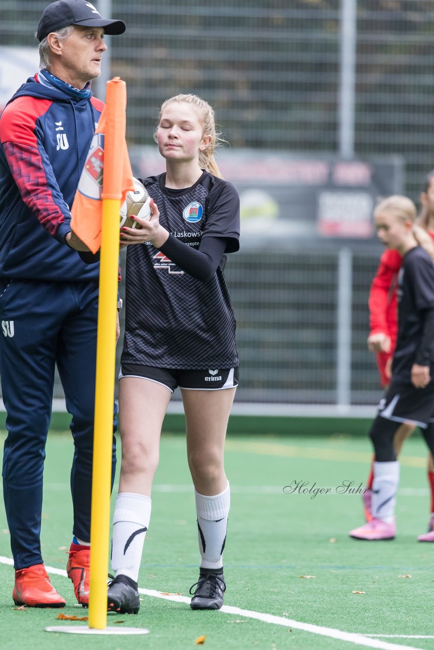 Bild 121 - wCJ VfL Pinneberg - Eimsbuettler TV : Ergebnis: 0:3